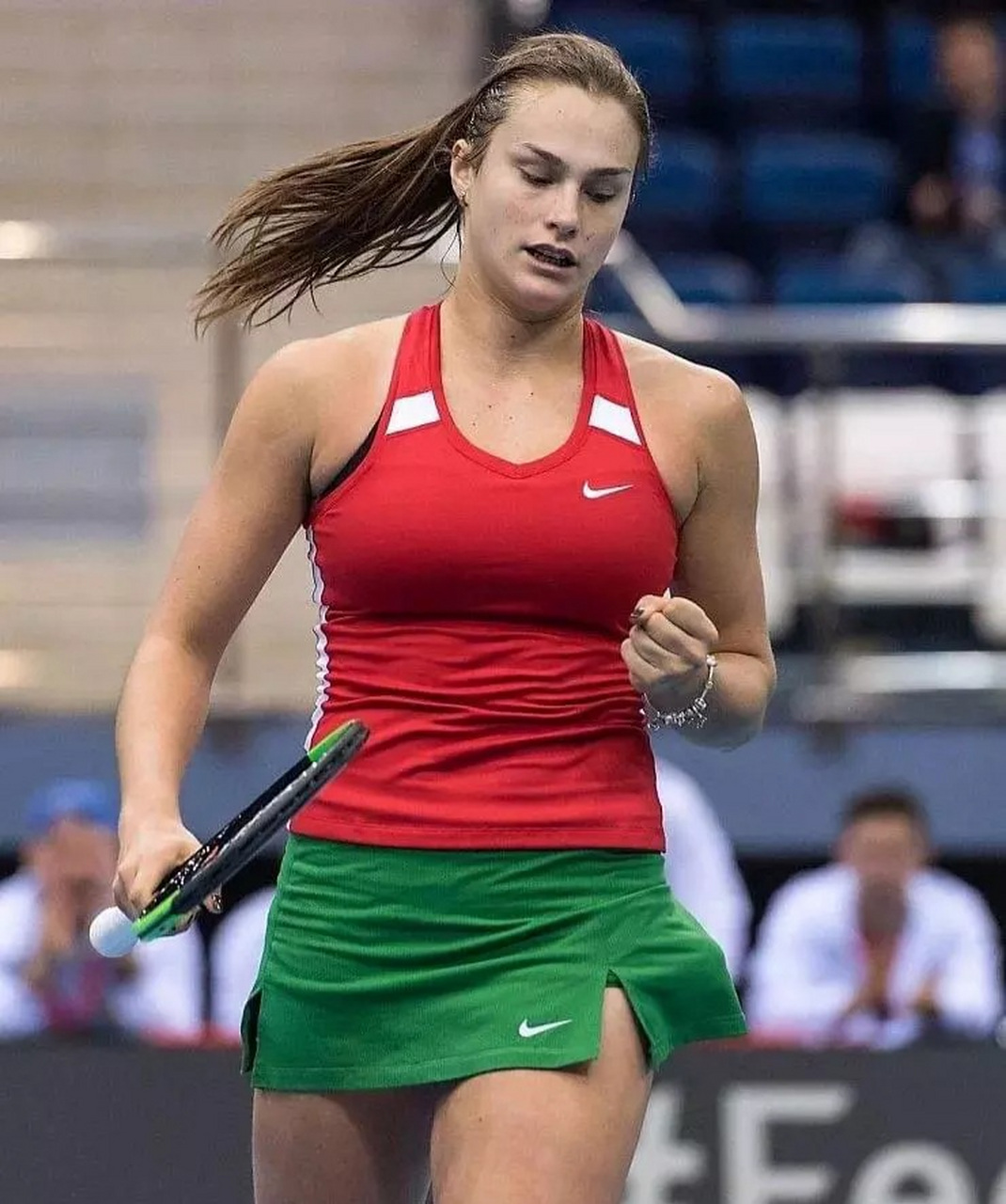 足球界的争 足球界的争